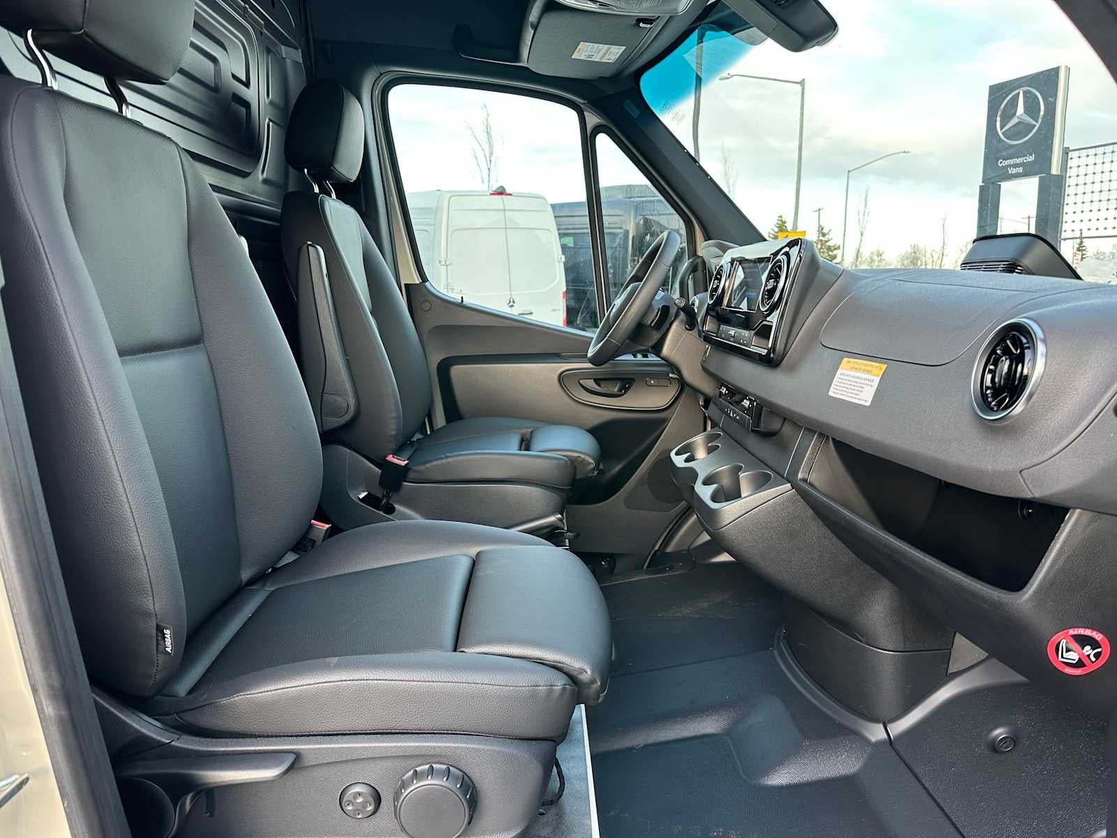 2025 Mercedes-Benz Sprinter 2500 Standard Roof I4 Diesel HO 144" AWD