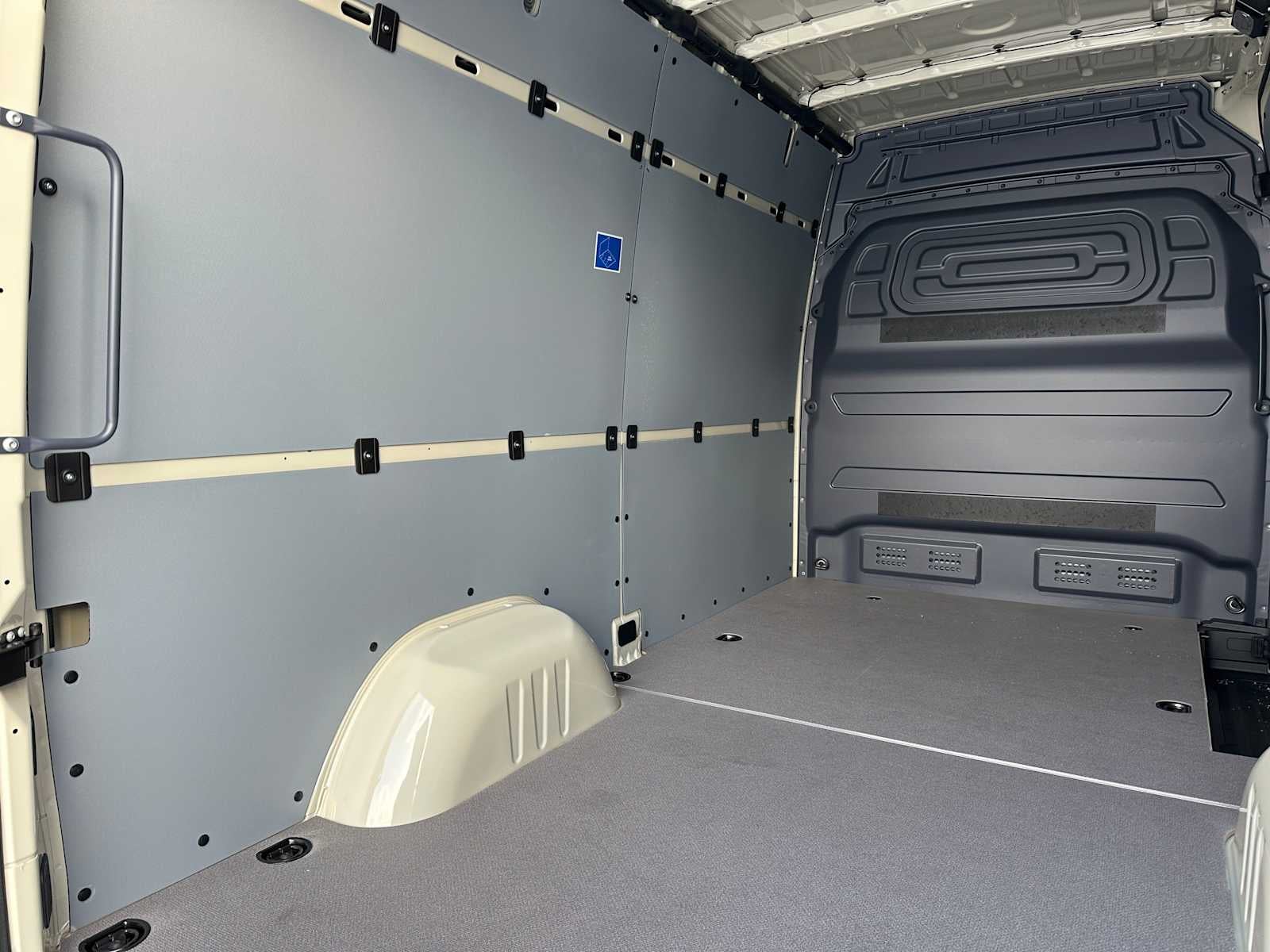 2025 Mercedes-Benz Sprinter 2500 Standard Roof I4 Diesel HO 144" AWD