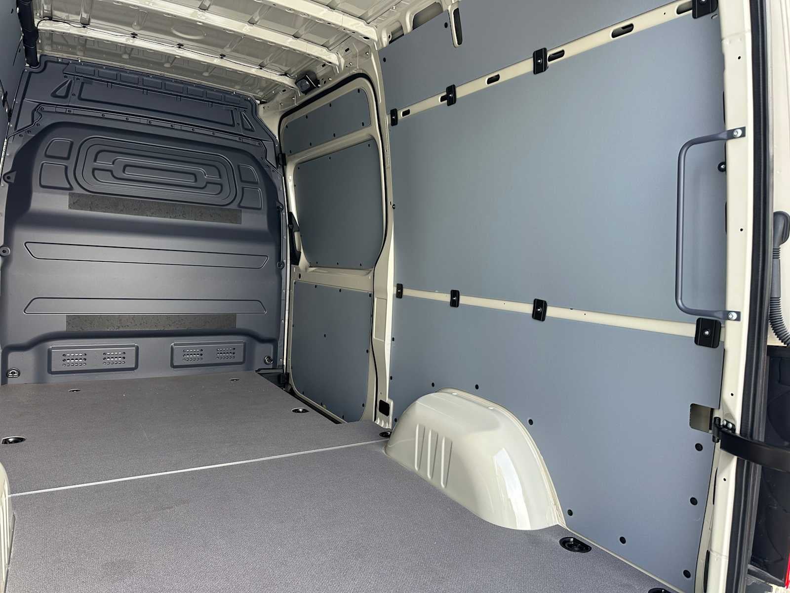 2025 Mercedes-Benz Sprinter 2500 Standard Roof I4 Diesel HO 144" AWD