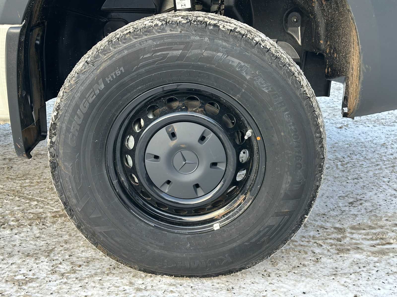 2025 Mercedes-Benz Sprinter 2500 Standard Roof I4 Diesel HO 144" AWD