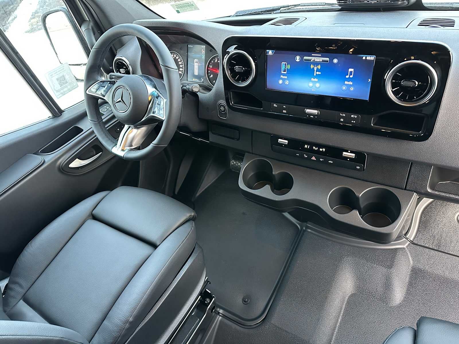 2026 Mercedes-Benz Sprinter 2500 Standard Roof I4 Diesel HO 144" AWD