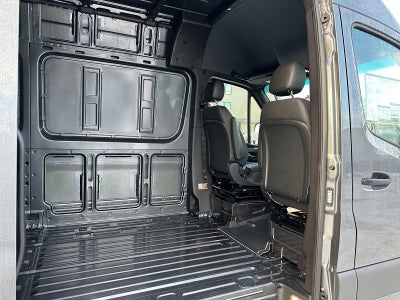 2026 Mercedes-Benz Sprinter 2500 Standard Roof I4 Diesel HO 144" AWD