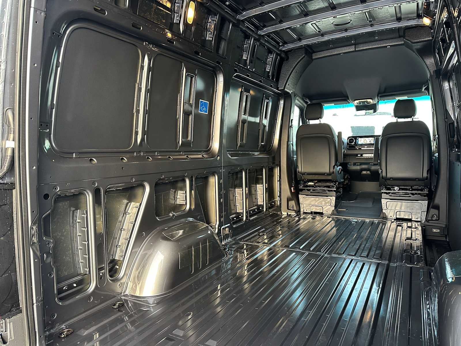 2026 Mercedes-Benz Sprinter 2500 Standard Roof I4 Diesel HO 144" AWD