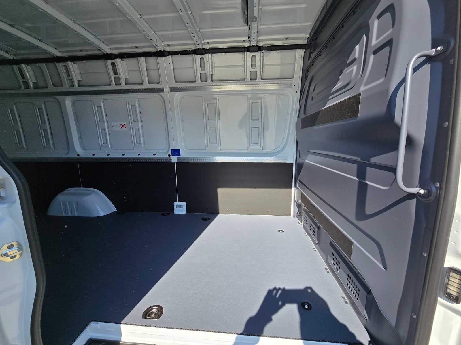 2024 Mercedes-Benz Sprinter 2500 High Roof I4 Diesel HO 170" RWD