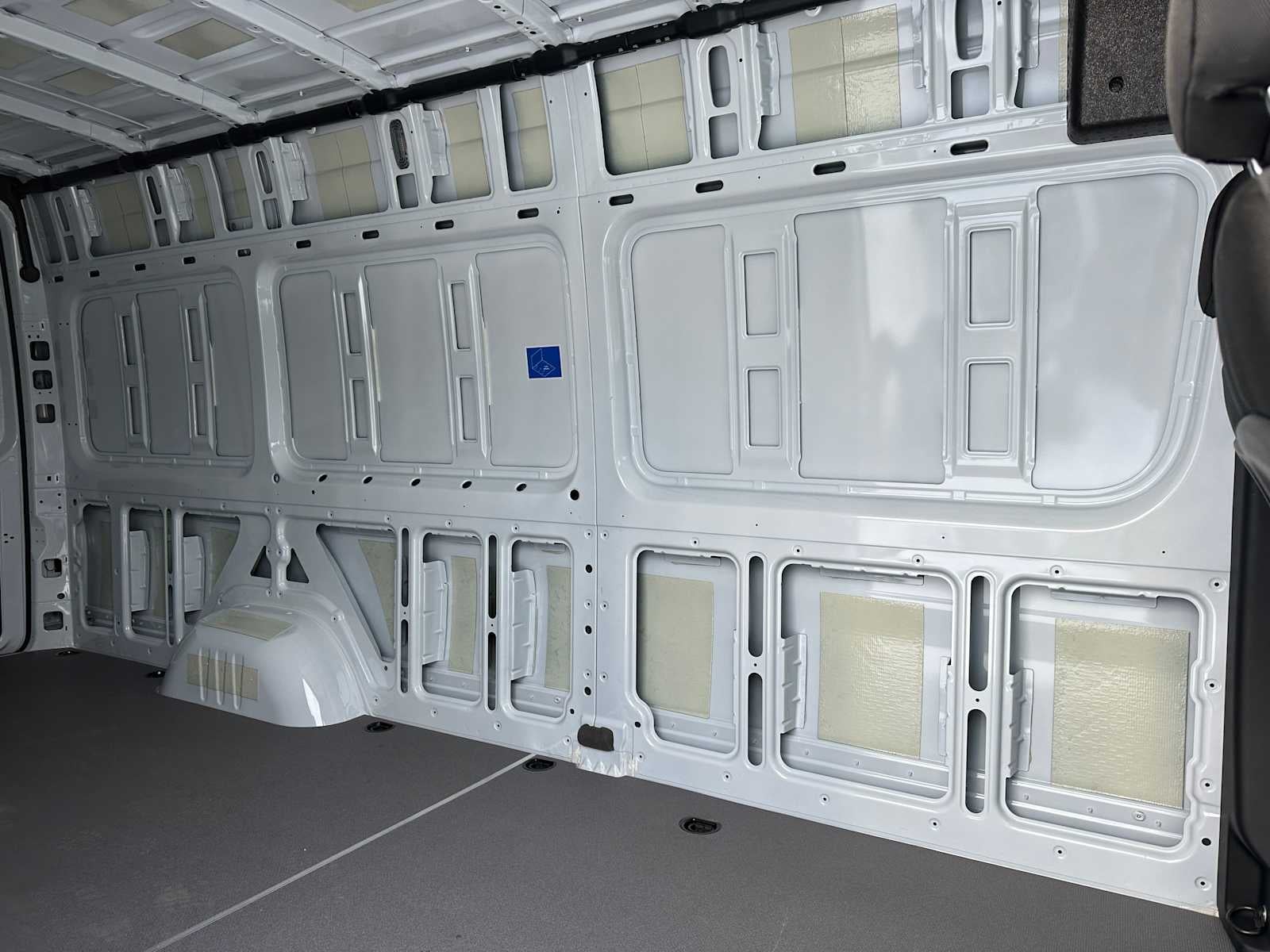 2024 Mercedes-Benz Sprinter 2500 High Roof I4 Diesel HO 170" RWD