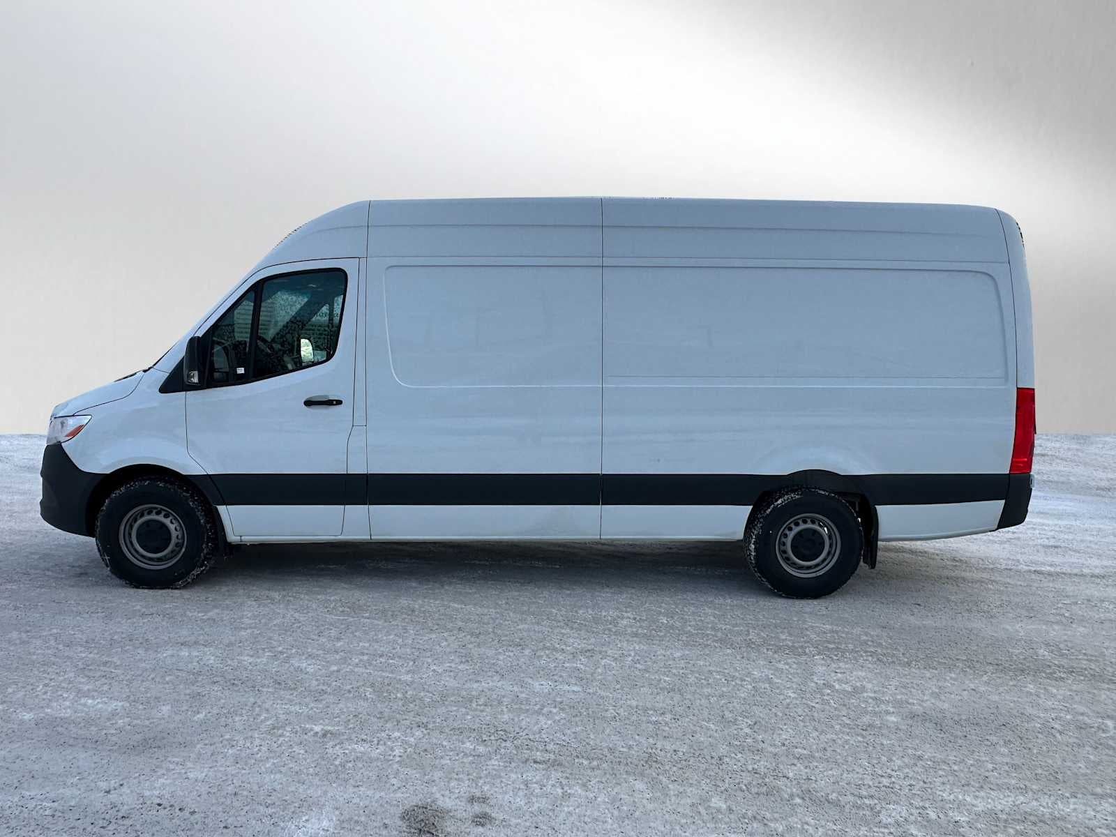 2024 Mercedes-Benz Sprinter 2500 High Roof I4 Diesel HO 170" RWD