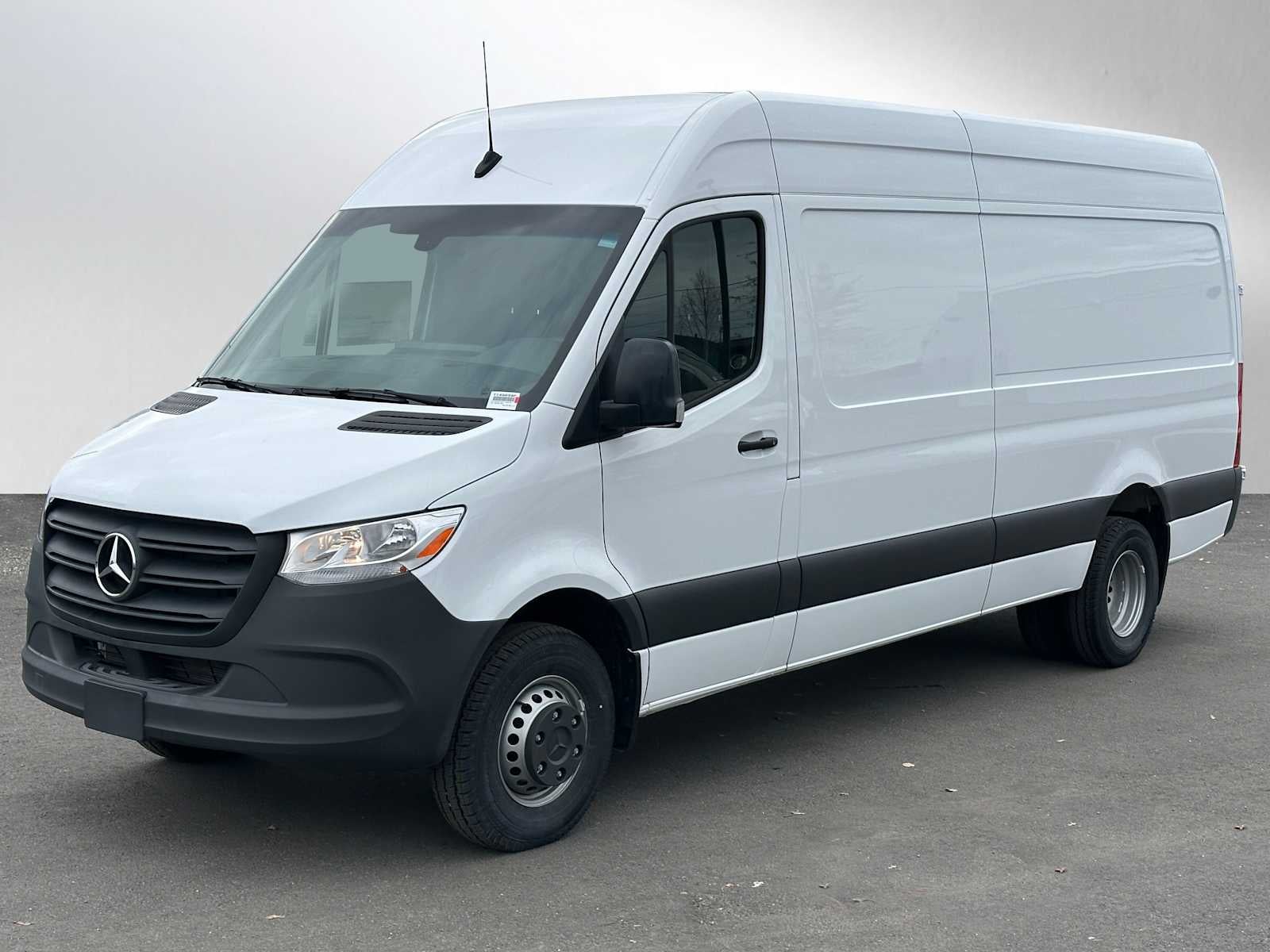 2023 Mercedes-Benz Sprinter 3500 High Roof I4 Diesel HO 170" RWD