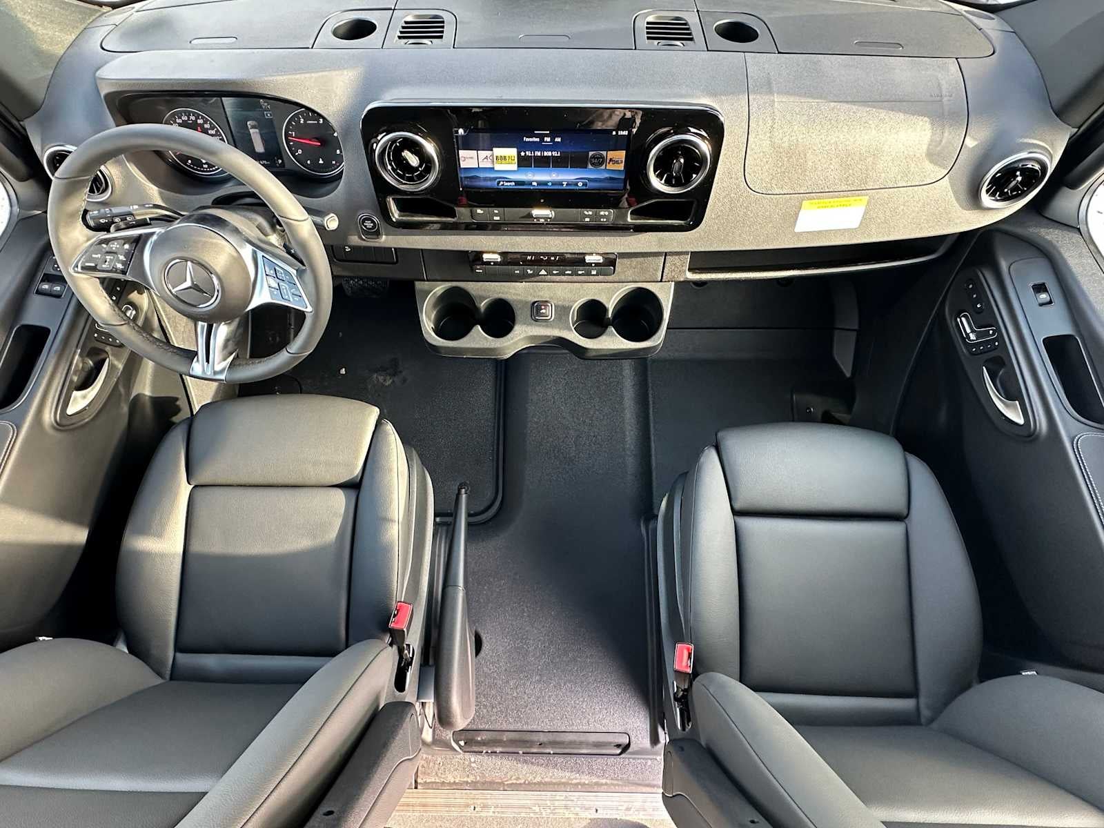 2026 Mercedes-Benz Sprinter 2500 Standard Roof I4 Diesel HO 144" AWD