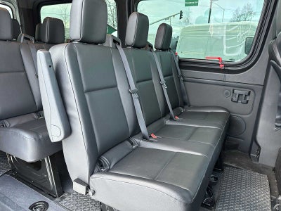 2021 Freightliner Sprinter 2500 Standard Roof V6 144" 4WD