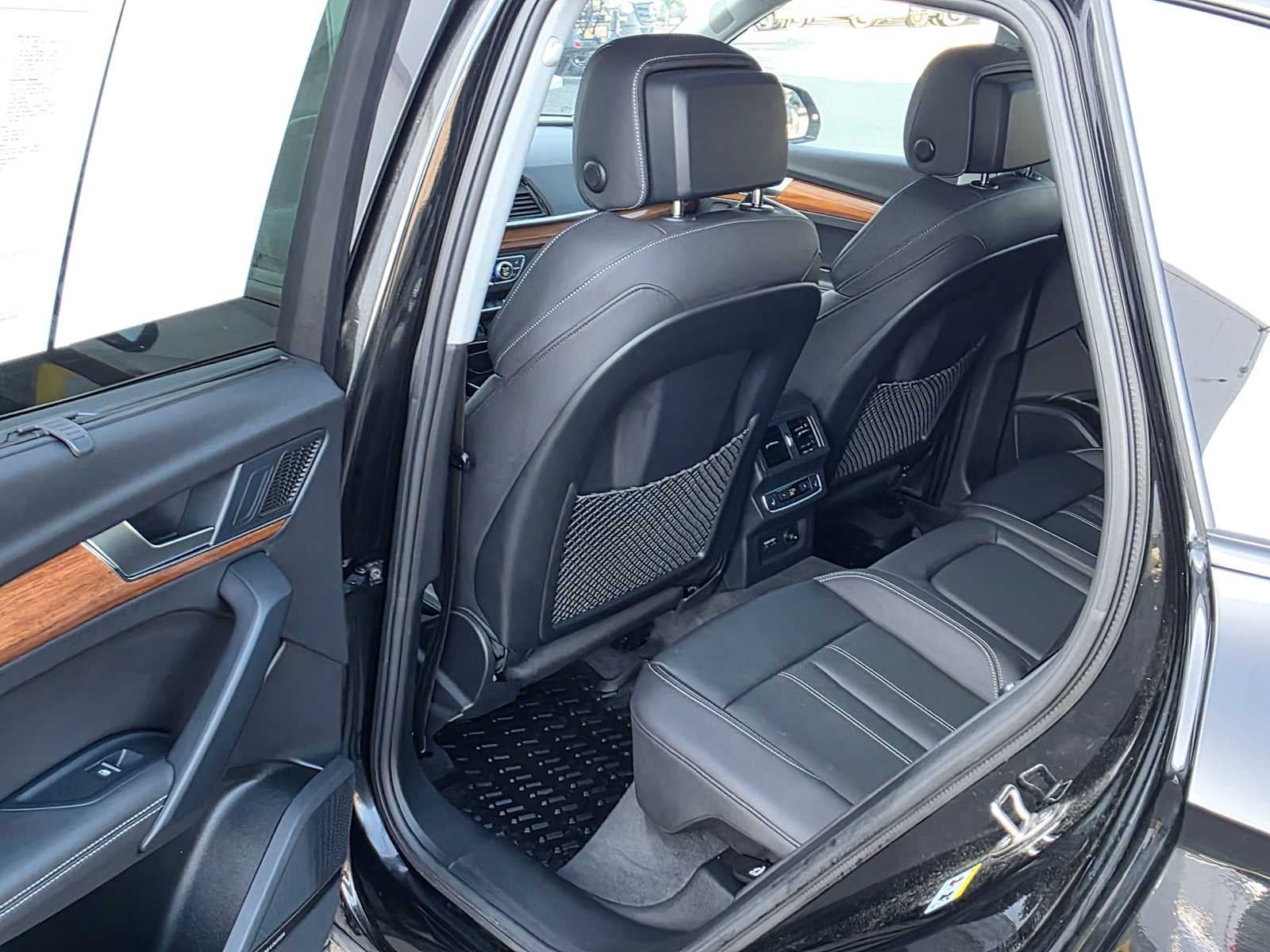 2023 Audi Q5 S line Prestige