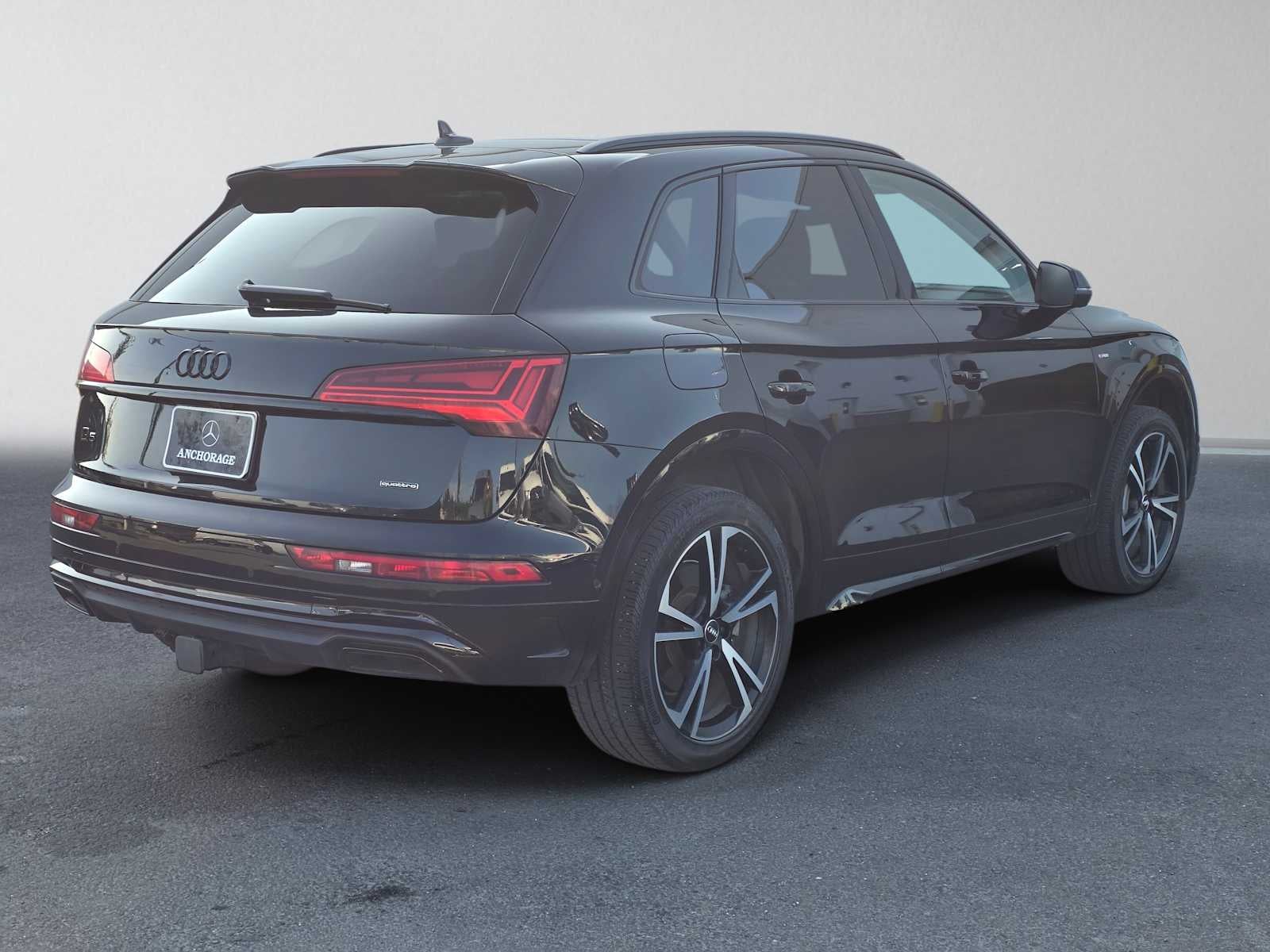 2023 Audi Q5 S line Prestige