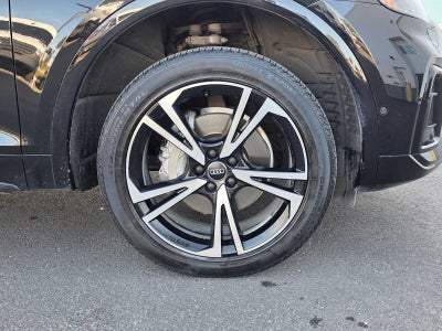 2023 Audi Q5 S line Prestige