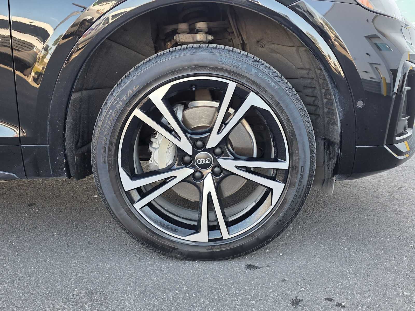 2023 Audi Q5 S line Prestige