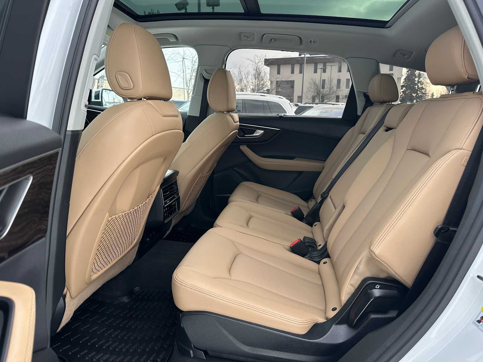 2025 Audi Q7 Premium Plus