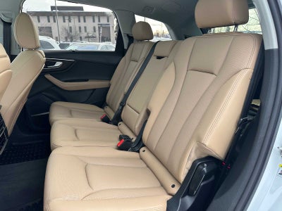 2025 Audi Q7 Premium Plus