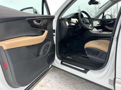 2025 Audi Q7 Premium Plus