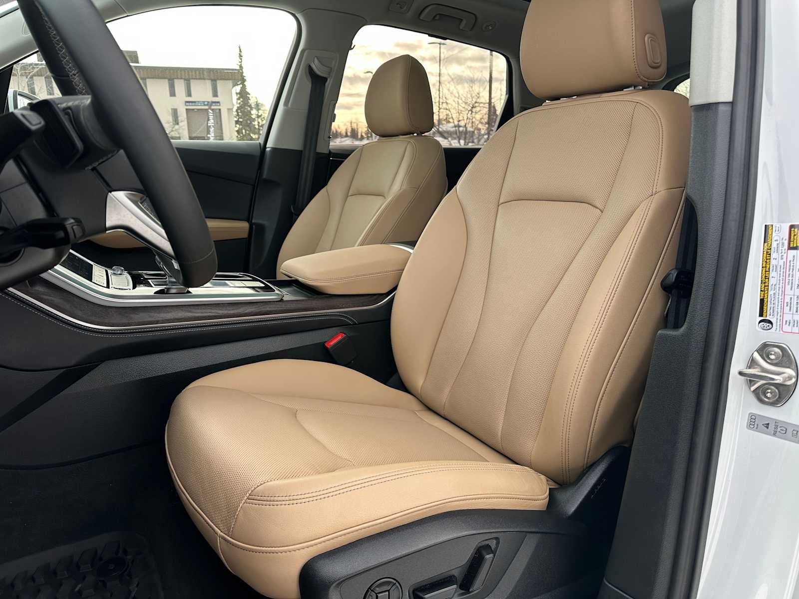 2025 Audi Q7 Premium Plus