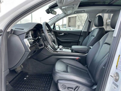 2022 Audi Q7 Premium Plus