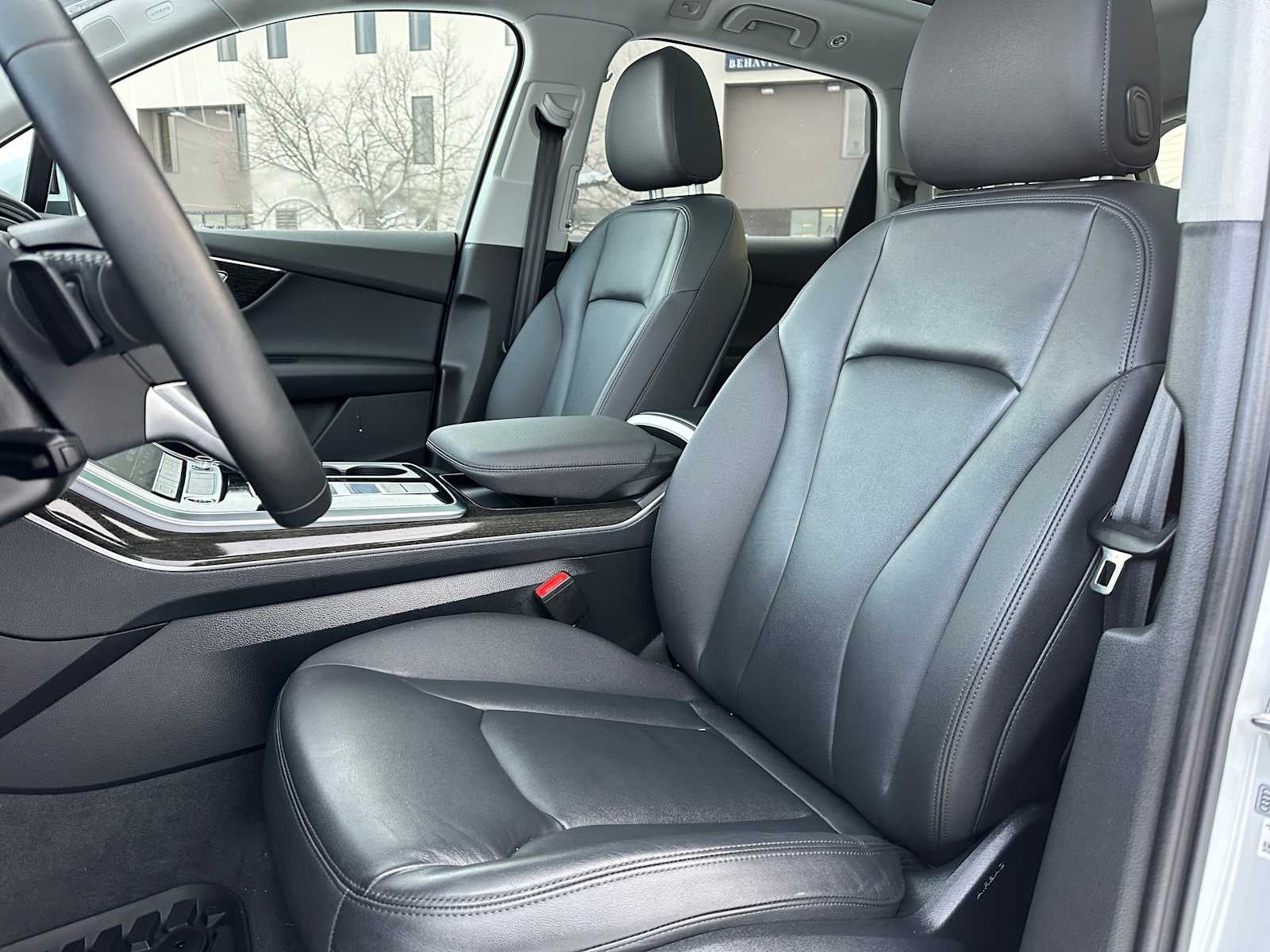 2022 Audi Q7 Premium Plus