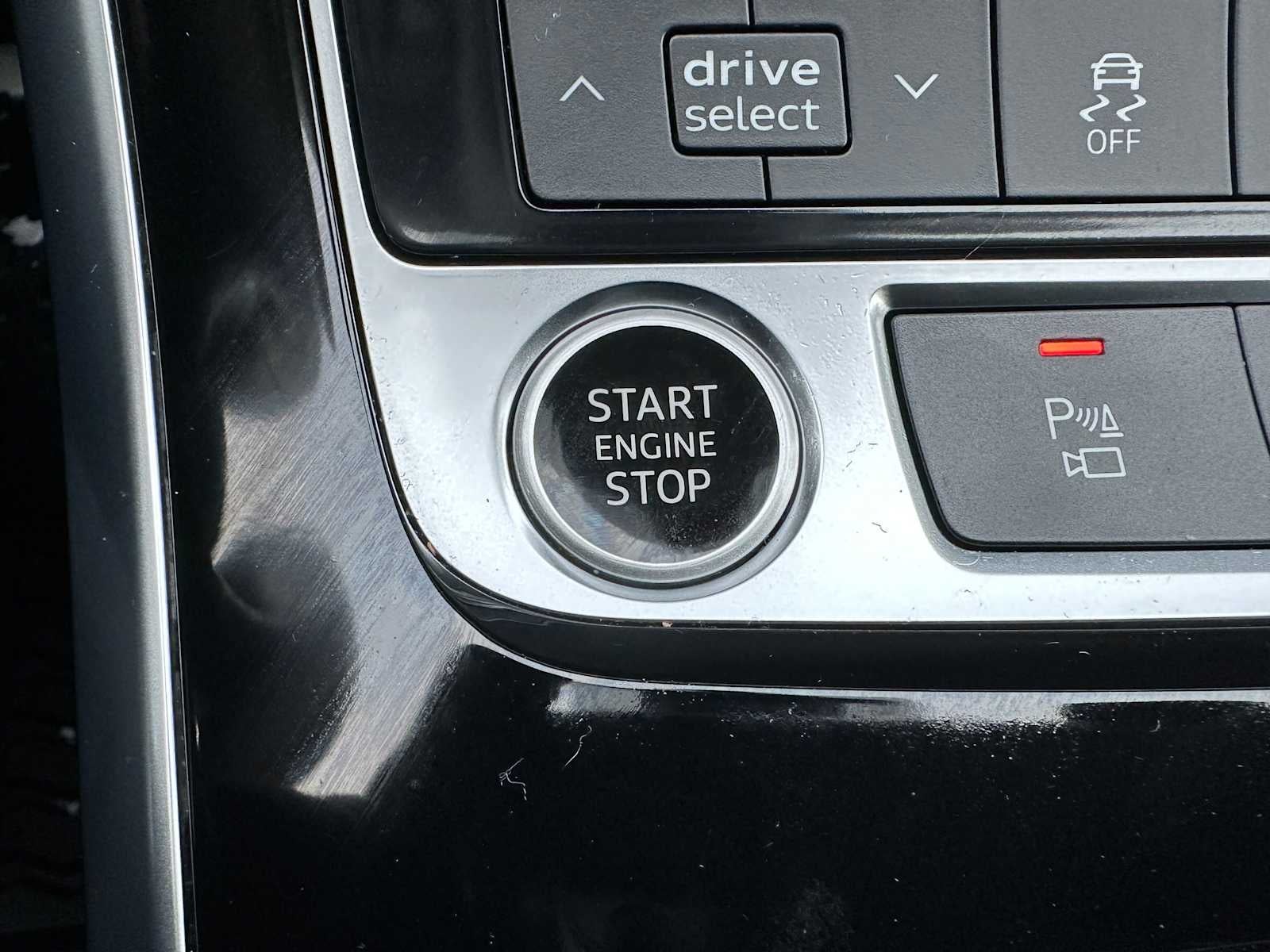 2022 Audi Q7 Premium Plus