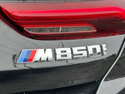 2025 BMW 8 Series M850i