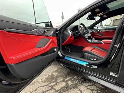 2025 BMW 8 Series M850i