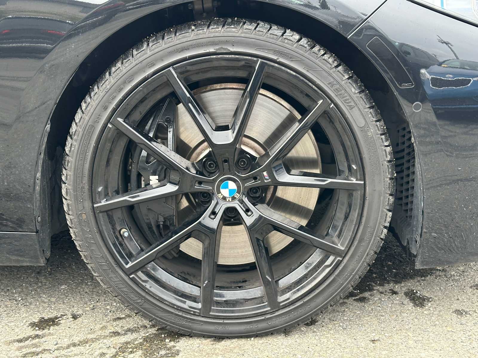 2025 BMW 8 Series M850i