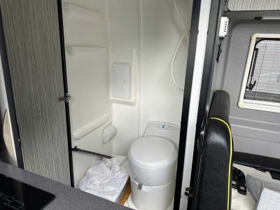 2018 Mercedes-Benz Sprinter 2500 Standard Roof V6 144" 4WD