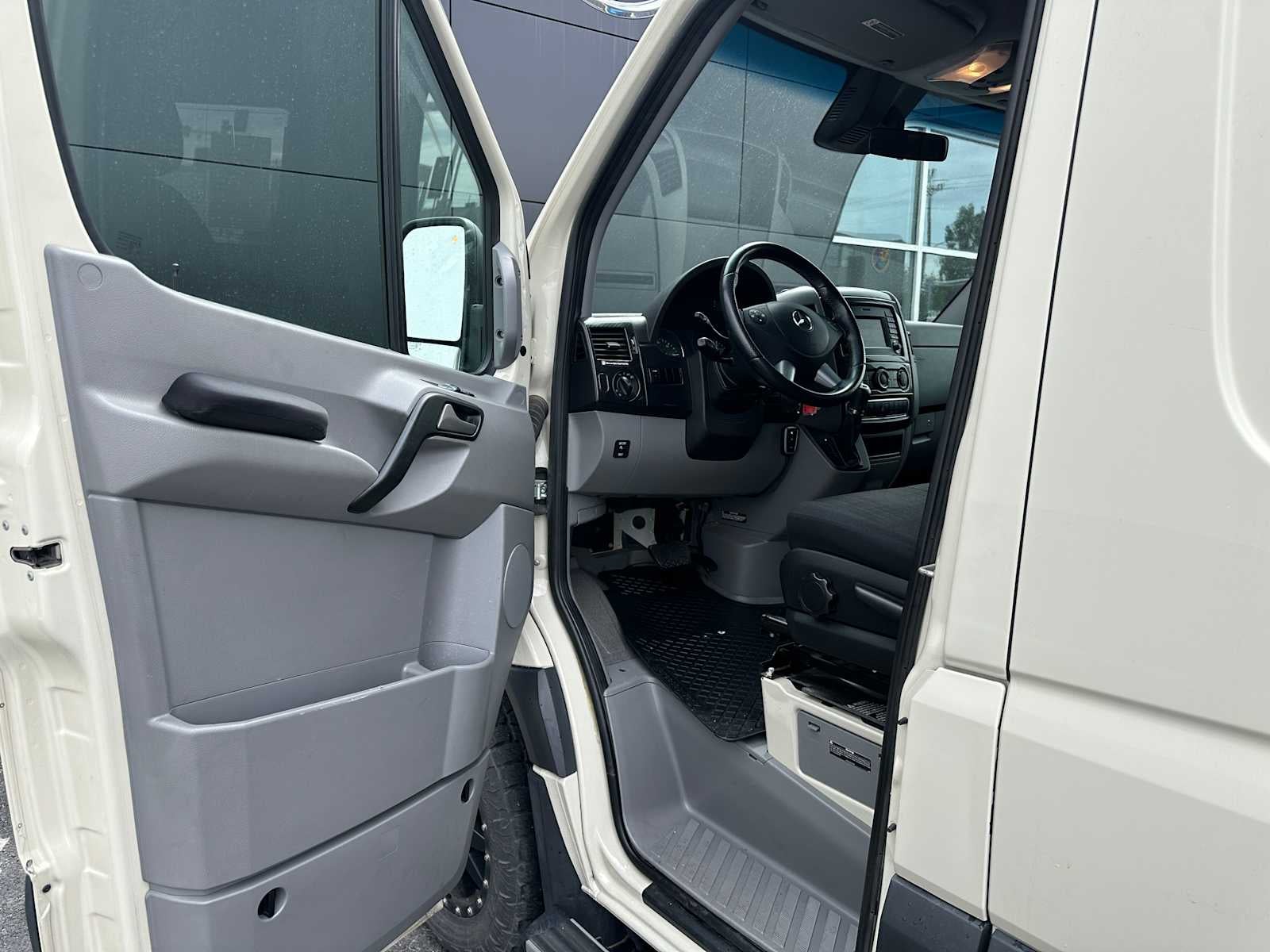 2018 Mercedes-Benz Sprinter 2500 Standard Roof V6 144" 4WD