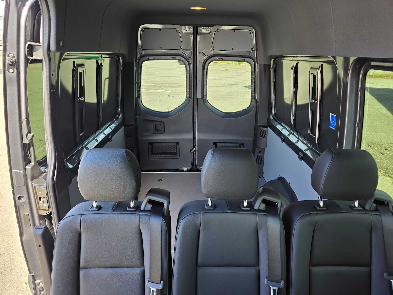 2026 Mercedes-Benz Sprinter 2500 Standard Roof I4 Diesel HO 144 AWD