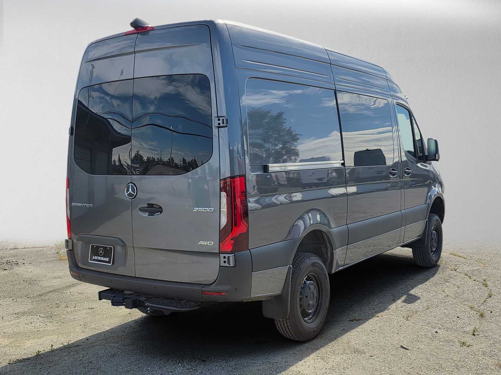 2026 Mercedes-Benz Sprinter 2500 Standard Roof I4 Diesel HO 144 AWD