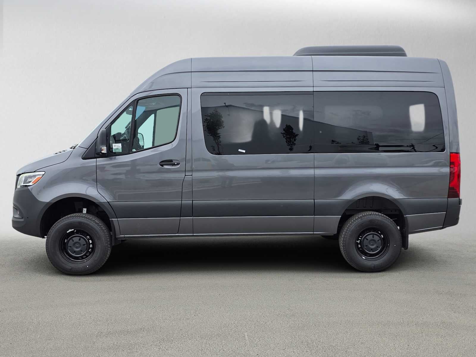 2026 Mercedes-Benz Sprinter 2500 Standard Roof I4 Diesel HO 144 AWD