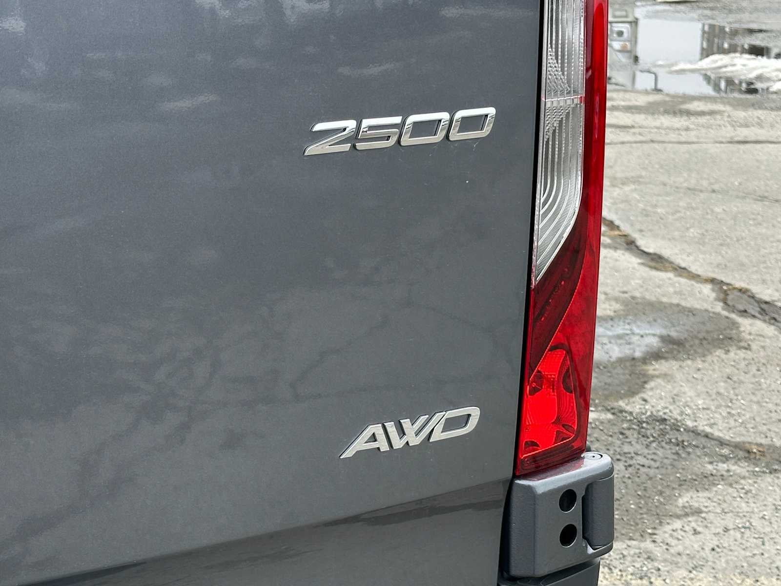 2026 Mercedes-Benz Sprinter 2500 Standard Roof I4 Diesel HO 144 AWD