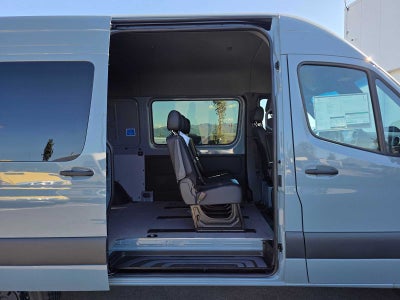 2026 Mercedes-Benz Sprinter Crew 2500 Standard Roof I4 Diesel HO 144 AWD