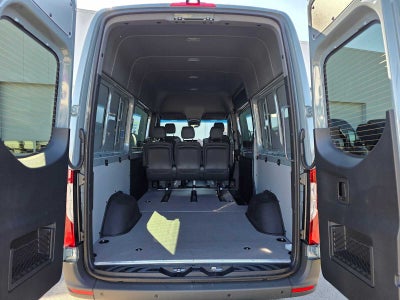 2026 Mercedes-Benz Sprinter Crew 2500 Standard Roof I4 Diesel HO 144 AWD