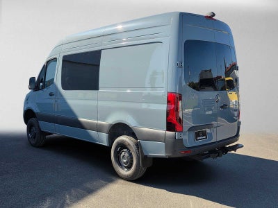 2026 Mercedes-Benz Sprinter Crew 2500 Standard Roof I4 Diesel HO 144 AWD