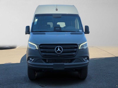 2026 Mercedes-Benz Sprinter Crew 2500 Standard Roof I4 Diesel HO 144 AWD
