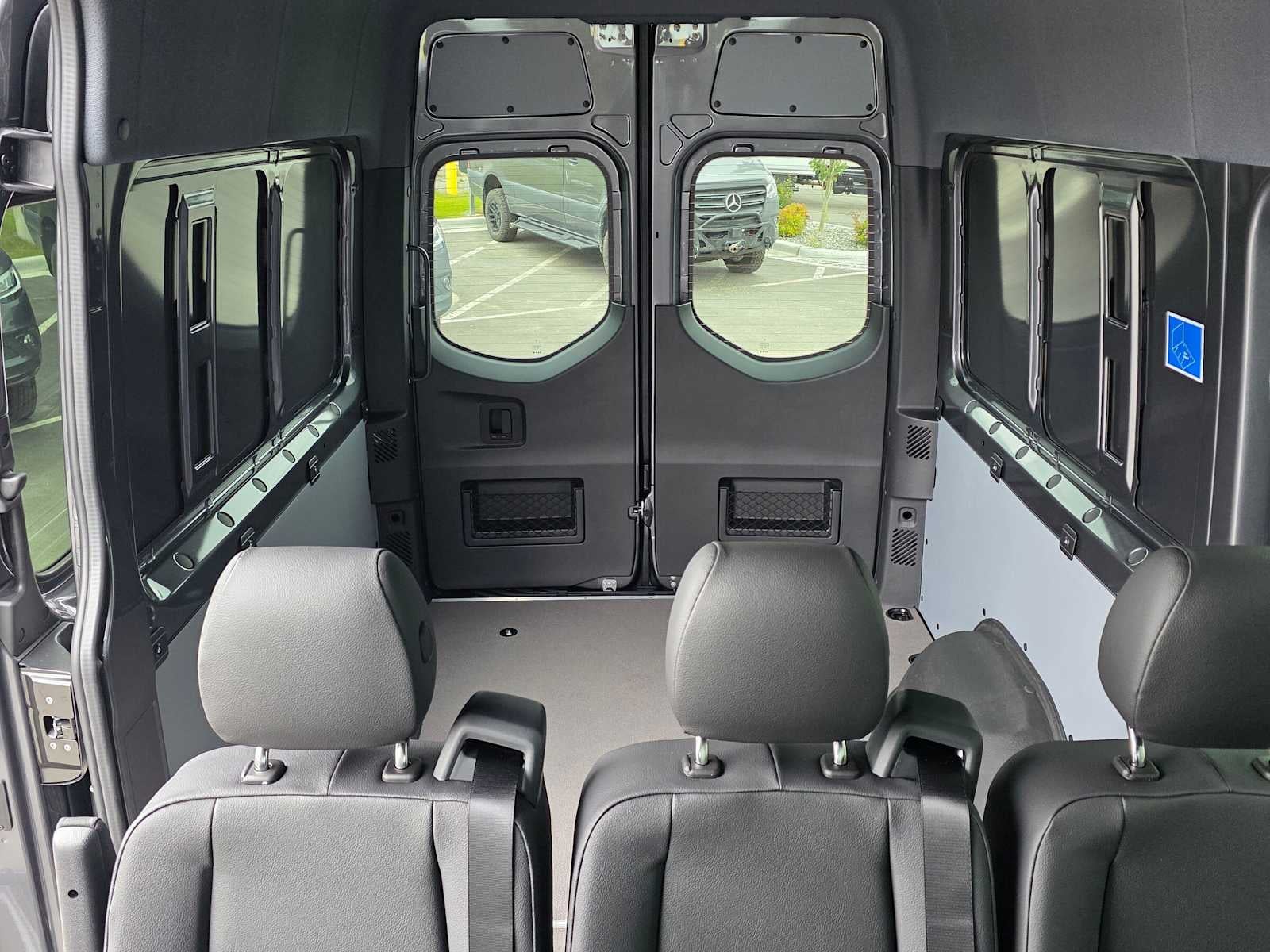 2026 Mercedes-Benz Sprinter 2500 Standard Roof I4 Diesel HO 144 AWD