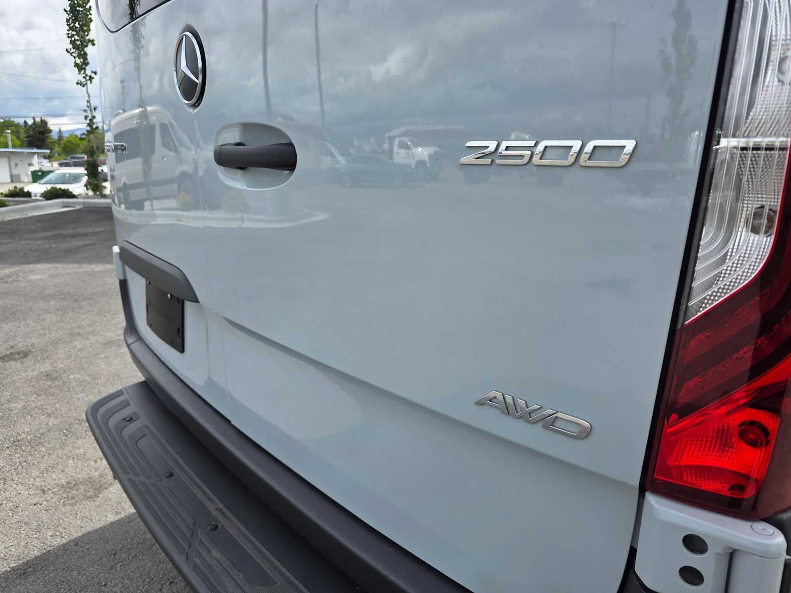 2024 Mercedes-Benz Sprinter Cargo Van 2500 Standard Roof I4 Diesel HO 144 AWD