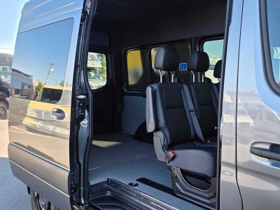 2026 Mercedes-Benz Sprinter Crew 2500 Standard Roof I4 Diesel HO 144 AWD