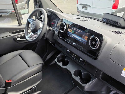 2026 Mercedes-Benz Sprinter 2500 Standard Roof I4 Diesel HO 144 AWD