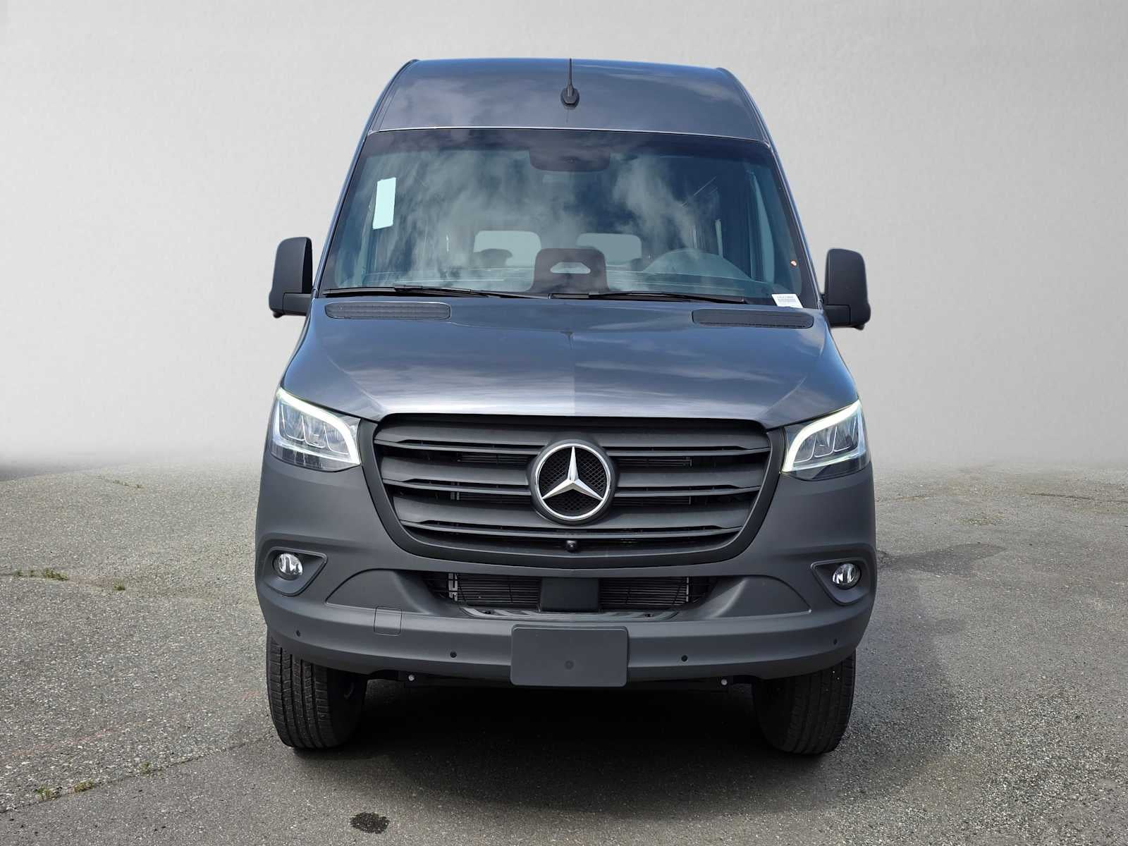 2026 Mercedes-Benz Sprinter 2500 Standard Roof I4 Diesel HO 144 AWD