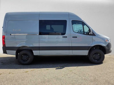 2026 Mercedes-Benz Sprinter 2500 Standard Roof I4 Diesel HO 144 AWD
