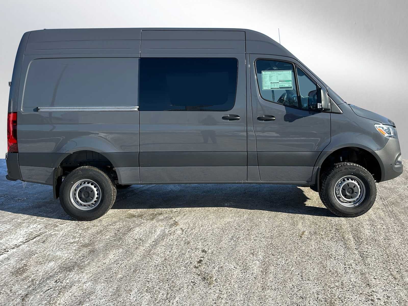 2026 Mercedes-Benz Sprinter 2500 Standard Roof I4 Diesel HO 144" AWD