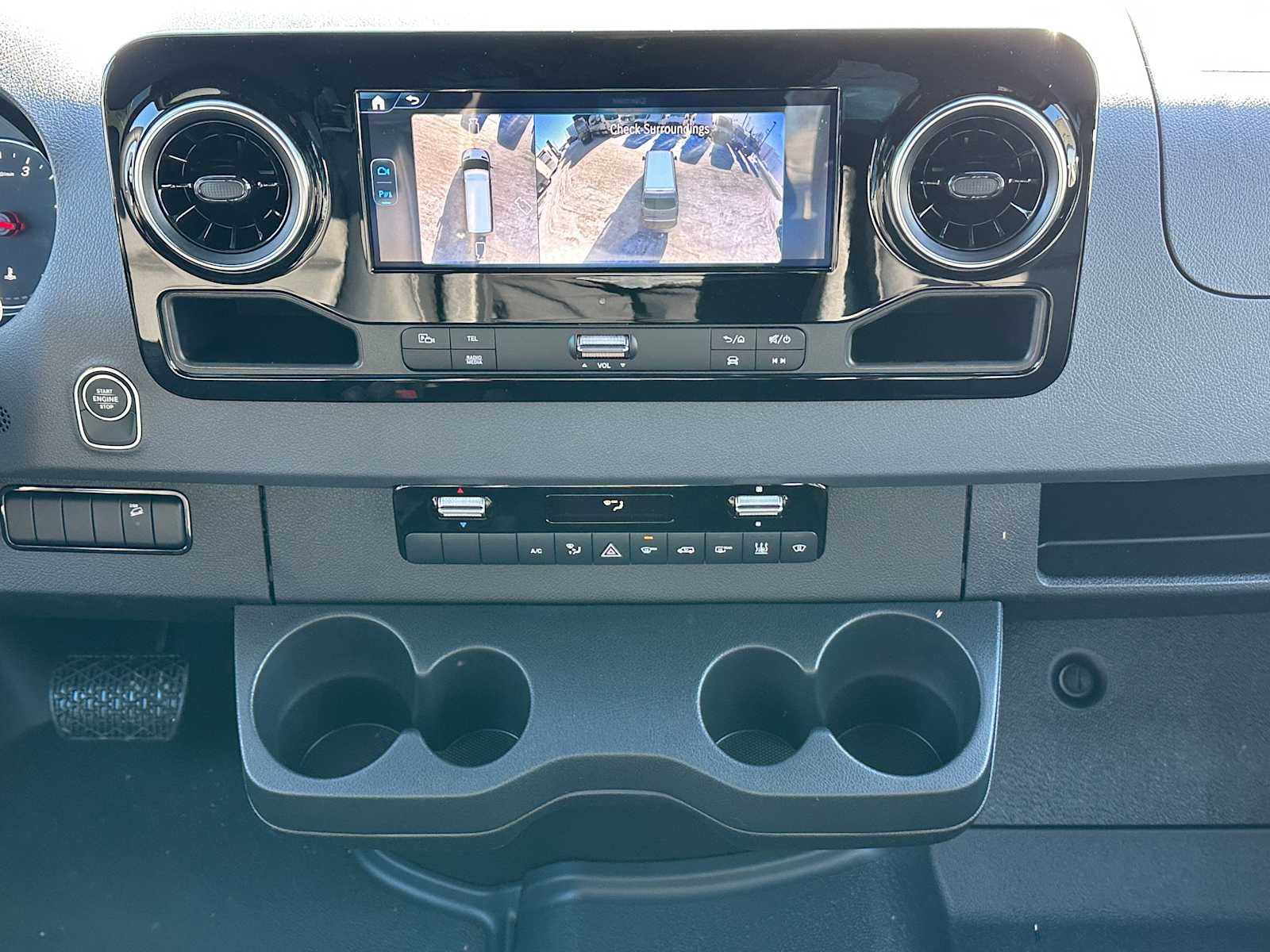 2026 Mercedes-Benz Sprinter 2500 Standard Roof I4 Diesel HO 144" AWD