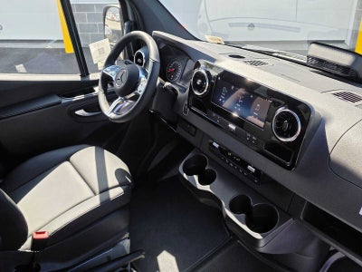 2026 Mercedes-Benz Sprinter 2500 Standard Roof I4 Diesel HO 144 AWD