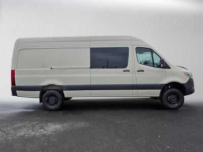 2026 Mercedes-Benz Sprinter Crew 2500 High Roof I4 Diesel HO 170 AWD
