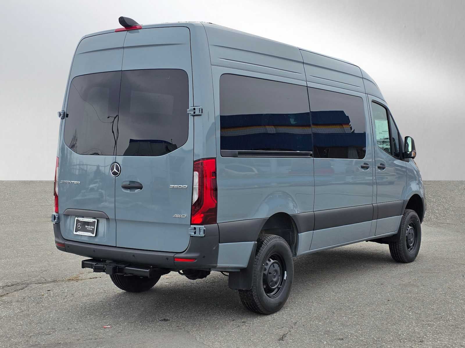 2026 Mercedes-Benz Sprinter 2500 Standard Roof I4 Diesel HO 144 AWD