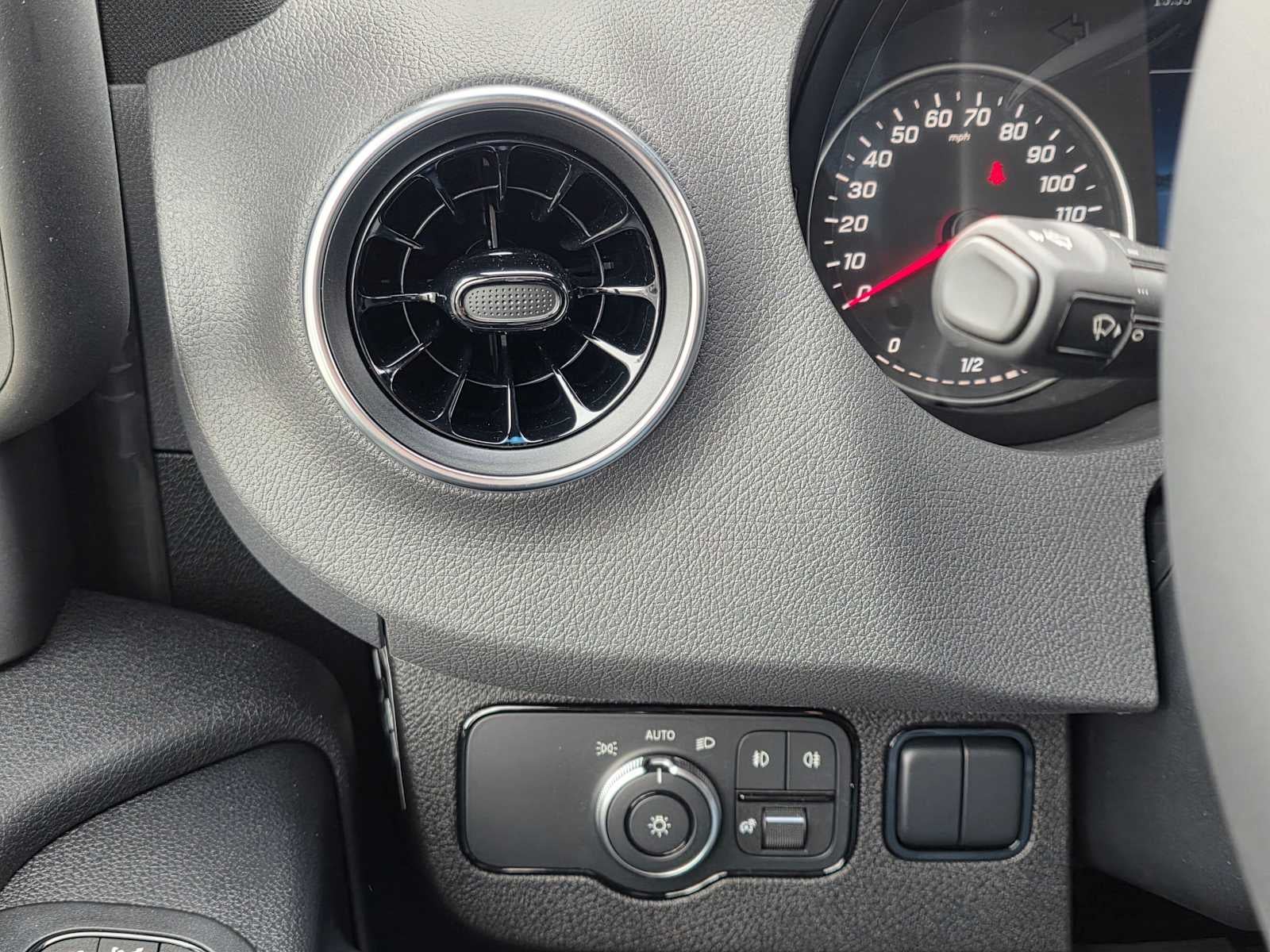 2026 Mercedes-Benz Sprinter 2500 Standard Roof I4 Diesel HO 144 AWD