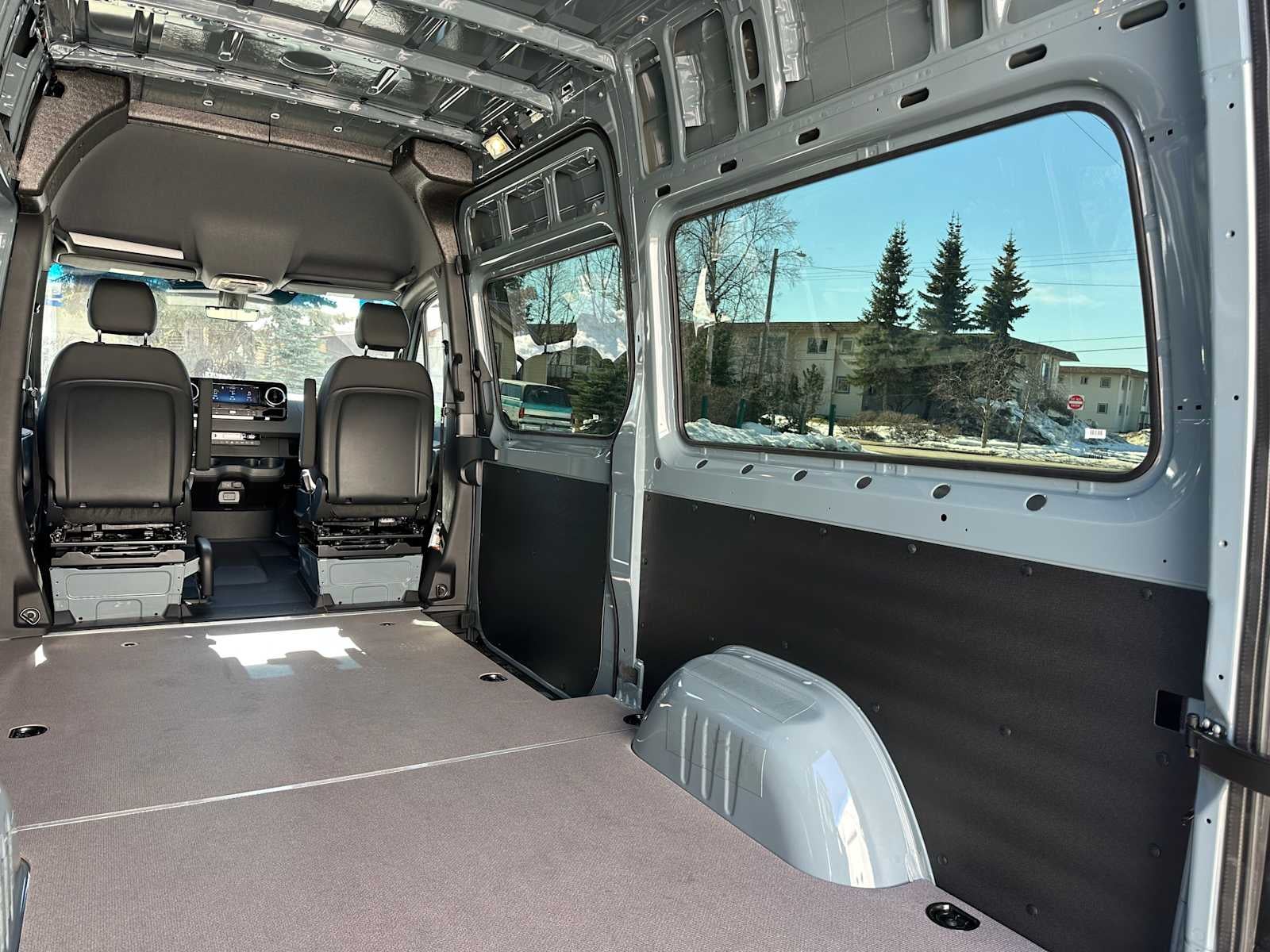 2026 Mercedes-Benz Sprinter 2500 Standard Roof I4 Diesel HO 144 AWD